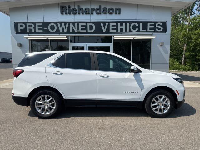 used 2022 Chevrolet Equinox car, priced at $17,595