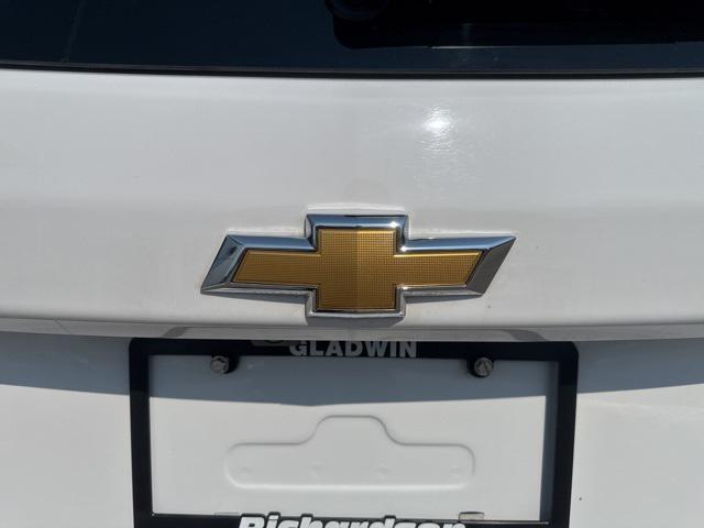 used 2022 Chevrolet Equinox car, priced at $17,595