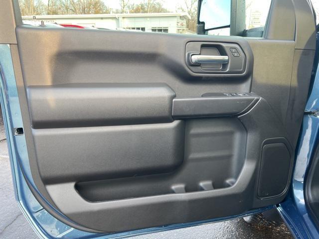 new 2025 Chevrolet Silverado 2500 car, priced at $48,987