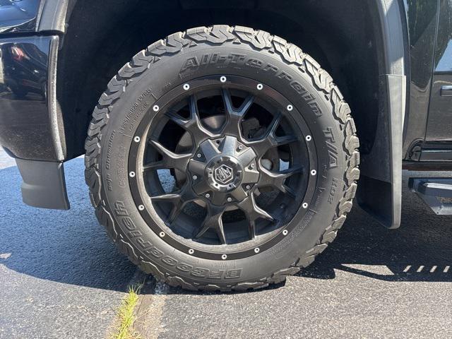 used 2018 GMC Sierra 1500 car, priced at $22,595