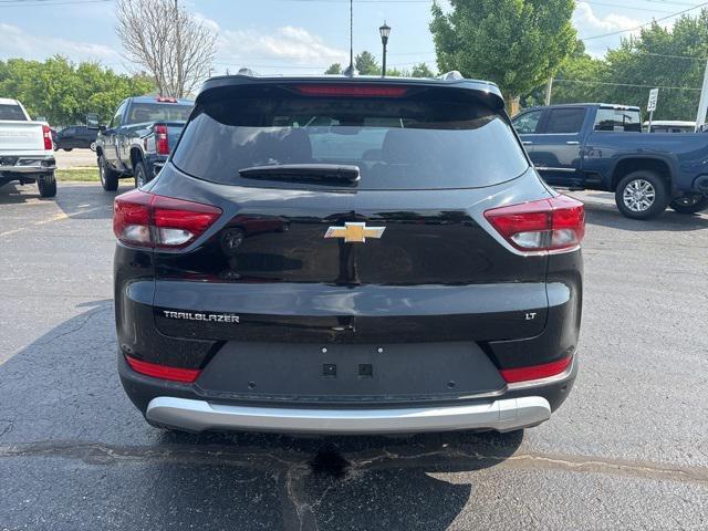 new 2026 Chevrolet TrailBlazer car, priced at $27,008