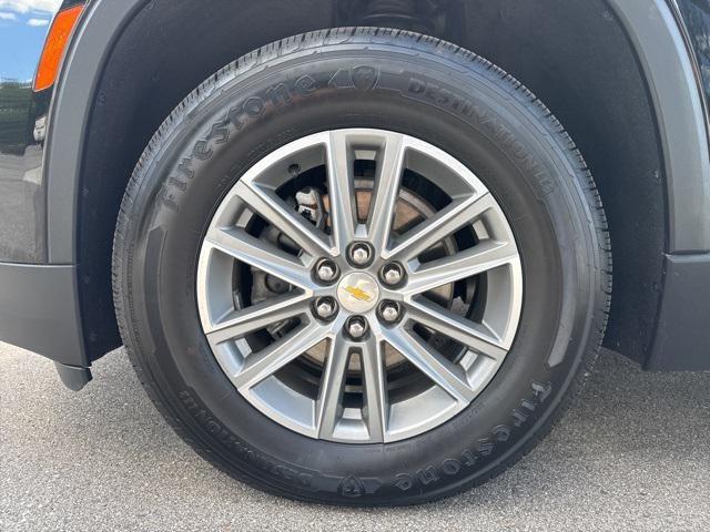used 2022 Chevrolet Traverse car, priced at $30,197
