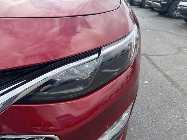 new 2025 Chevrolet Malibu car, priced at $28,216