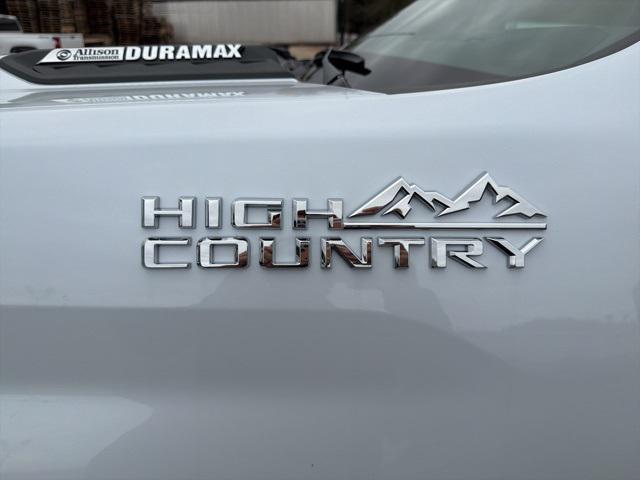 new 2026 Chevrolet Silverado 2500 car, priced at $81,110