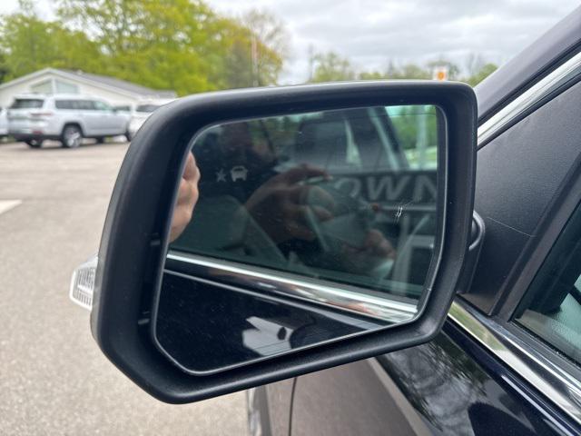 used 2022 GMC Acadia car, priced at $27,695