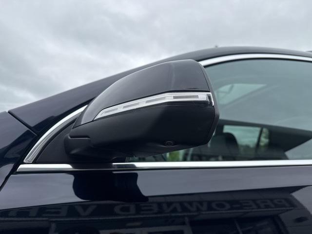 used 2022 GMC Acadia car, priced at $27,695