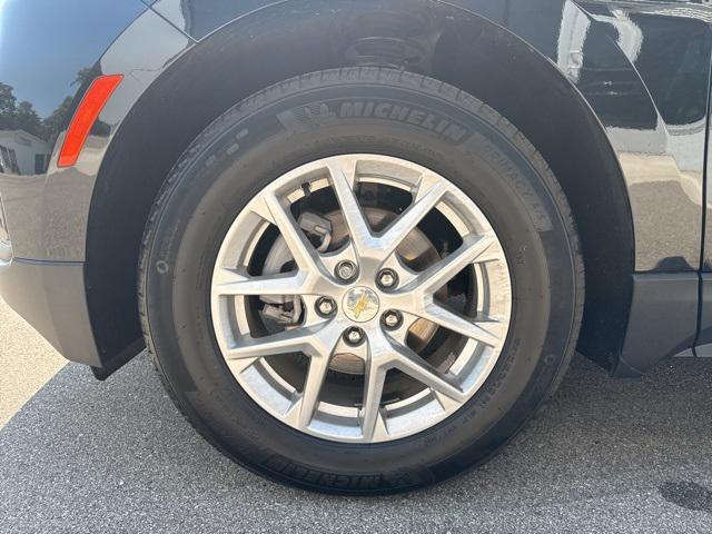 used 2024 Chevrolet Equinox car, priced at $22,993