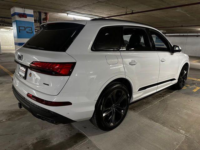 new 2025 Audi Q7 car, priced at $83,880