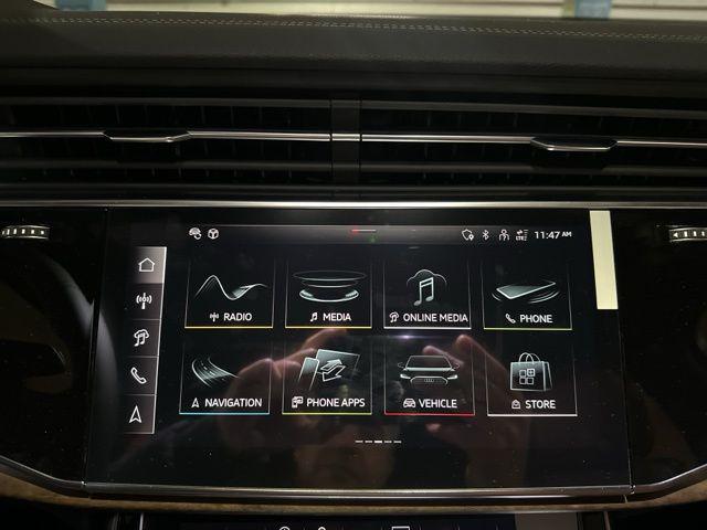 new 2025 Audi Q7 car, priced at $77,605