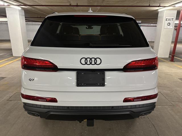 new 2025 Audi Q7 car