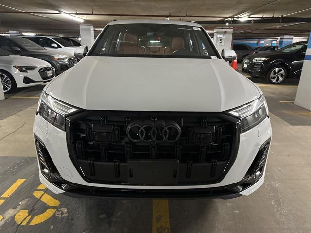 new 2025 Audi Q7 car