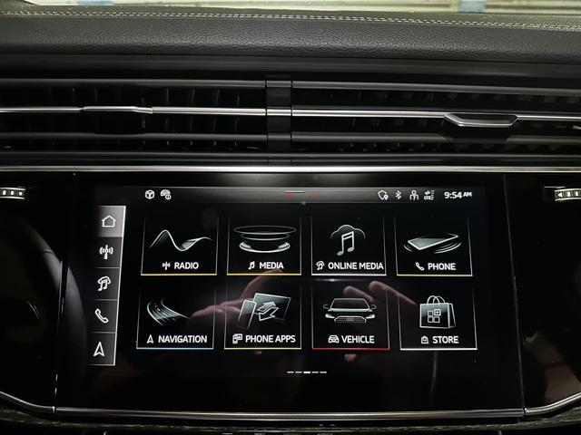 new 2025 Audi Q7 car, priced at $77,880