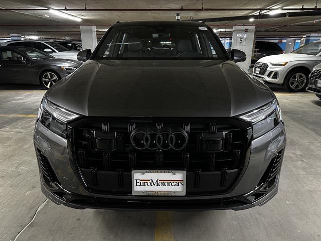 new 2025 Audi Q7 car, priced at $77,880