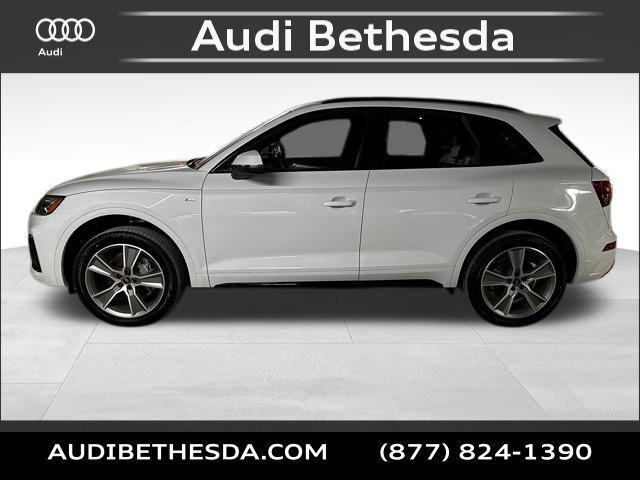 new 2025 Audi Q5 car, priced at $49,780