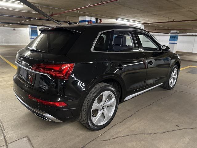 new 2025 Audi Q5 car, priced at $58,175