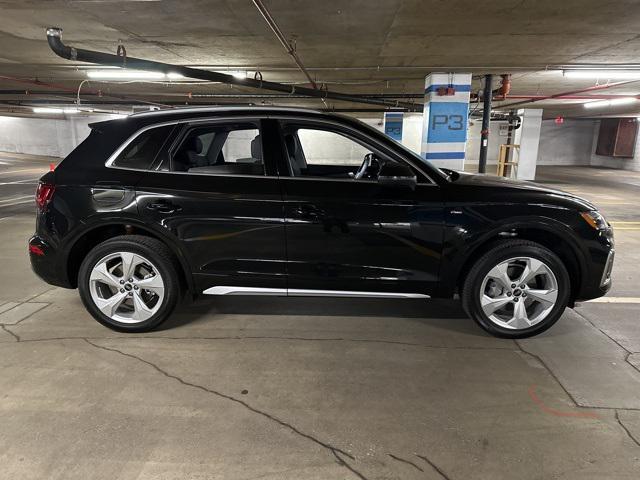 new 2025 Audi Q5 car, priced at $58,175