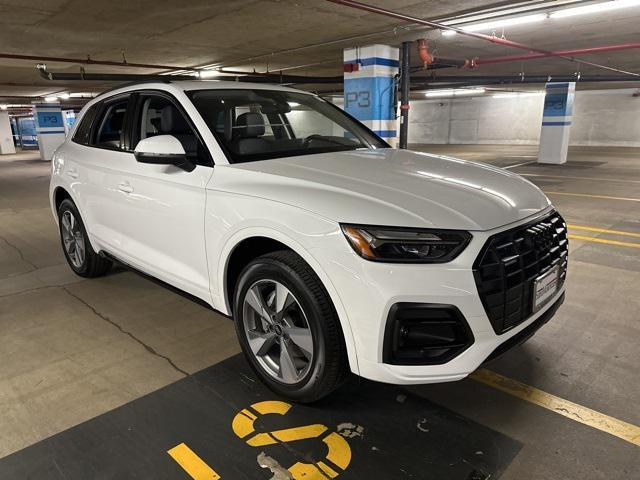 new 2025 Audi Q5 car, priced at $49,890