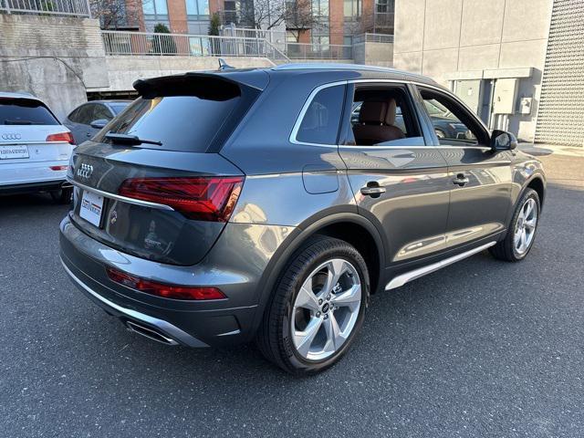 new 2025 Audi Q5 car, priced at $58,175