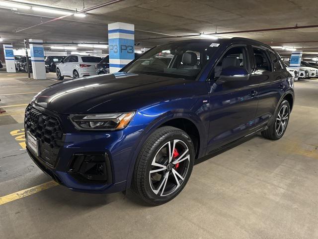 new 2025 Audi Q5 car, priced at $60,200