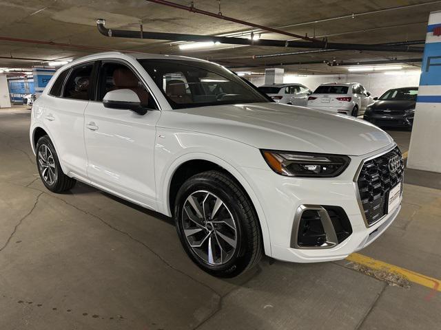 new 2025 Audi Q5 car, priced at $58,235