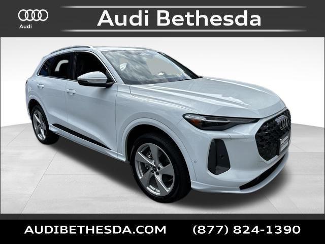 new 2025 Audi Q5 car, priced at $61,300