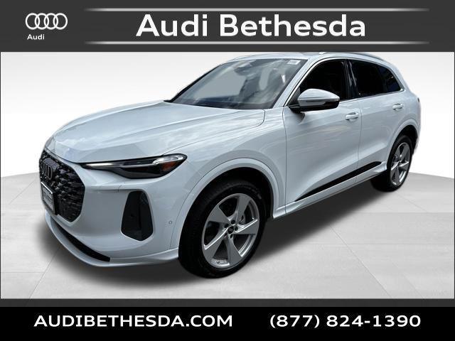 new 2025 Audi Q5 car, priced at $61,300
