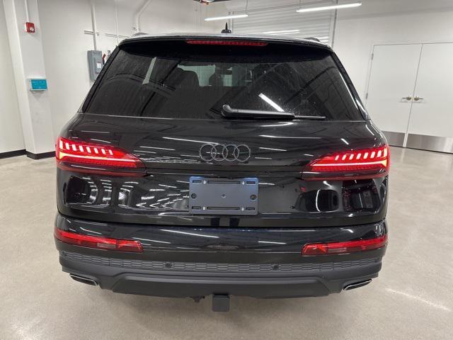 new 2025 Audi Q7 car, priced at $70,200