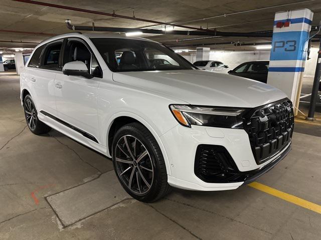 new 2025 Audi Q7 car, priced at $69,550