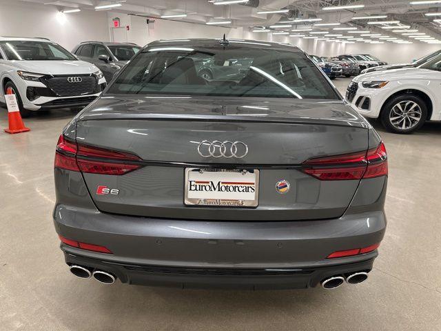 new 2025 Audi S6 car, priced at $88,425