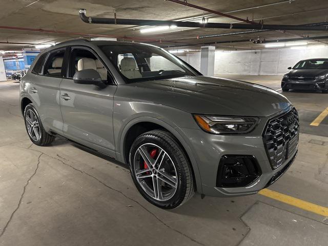 new 2025 Audi Q5 car, priced at $69,385