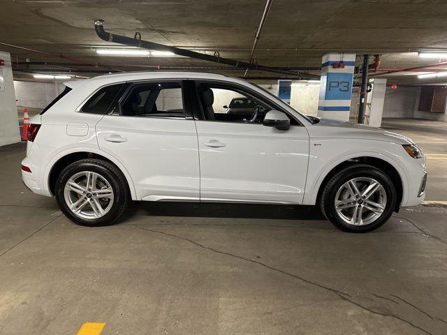 new 2025 Audi Q5 car, priced at $62,625