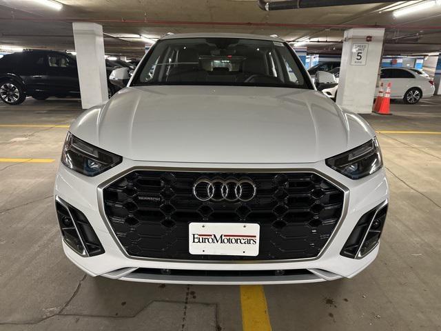 new 2025 Audi Q5 car, priced at $66,125