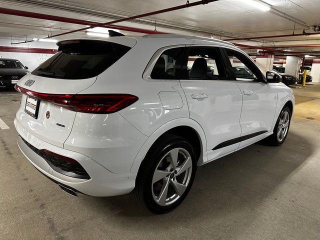new 2025 Audi Q5 car, priced at $60,975