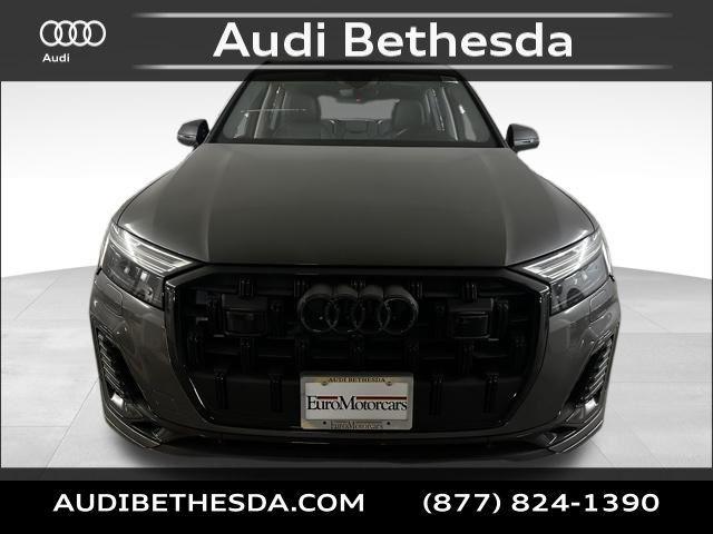 new 2025 Audi Q7 car, priced at $75,450