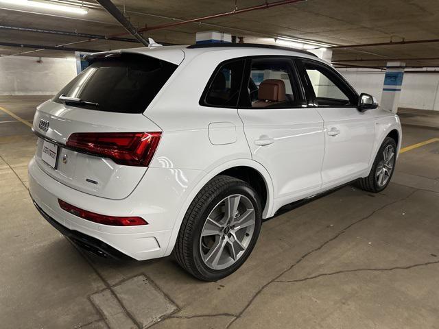 new 2025 Audi Q5 car, priced at $53,650