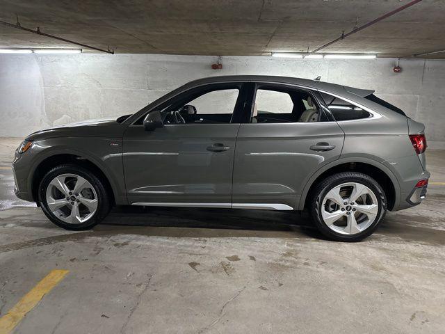new 2025 Audi Q5 car, priced at $59,950
