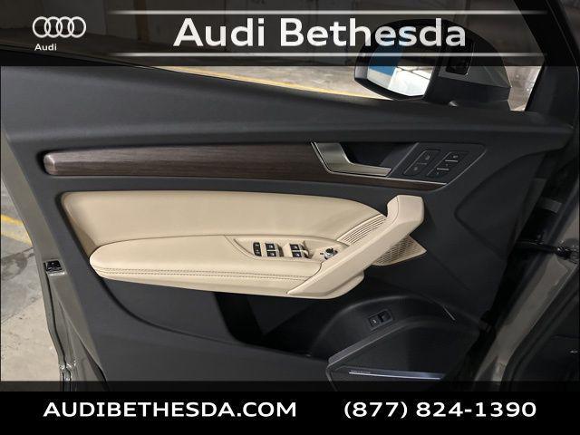 new 2025 Audi Q5 car, priced at $55,950