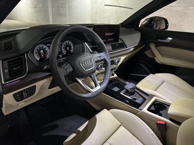 new 2025 Audi Q5 car, priced at $59,950