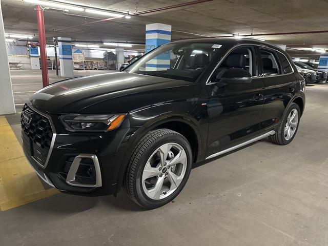 new 2025 Audi Q5 car, priced at $58,175