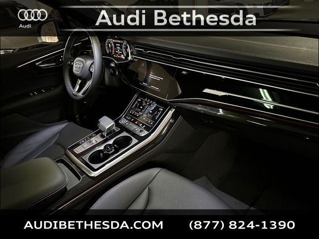 new 2025 Audi Q7 car, priced at $76,480
