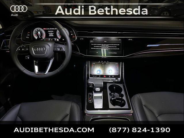 new 2025 Audi Q7 car, priced at $76,480