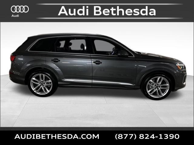 new 2025 Audi Q7 car, priced at $76,480