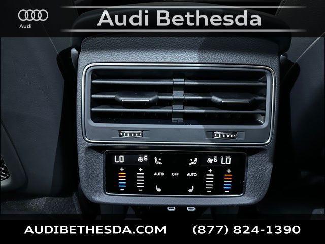 new 2025 Audi Q7 car, priced at $76,480