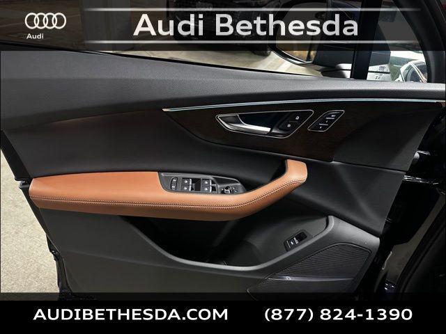 new 2025 Audi Q7 car, priced at $76,555
