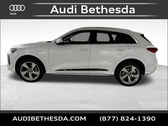 new 2025 Audi Q5 car, priced at $61,105