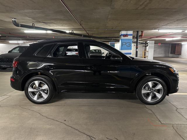 new 2025 Audi Q5 car, priced at $49,330