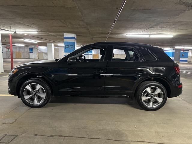 new 2025 Audi Q5 car, priced at $49,330