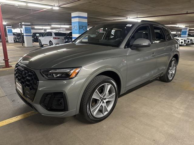 new 2025 Audi Q5 car, priced at $54,000