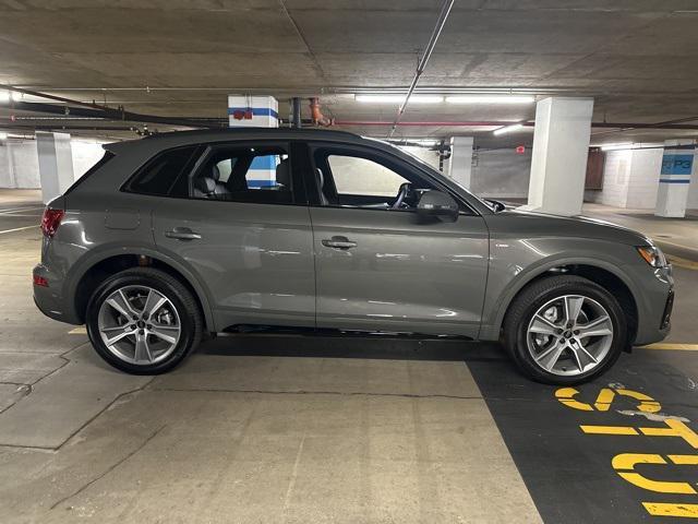 new 2025 Audi Q5 car, priced at $54,000