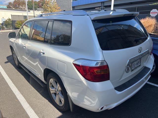 used 2010 Toyota Highlander car, priced at $11,495